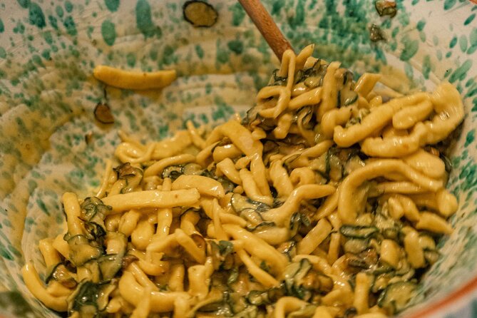 The Magic of Sorrentine Cuisine: Lessons and Tastings - Taking in Sorrentine Flavors