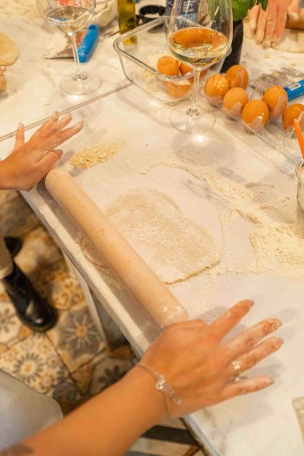 The Magic of Sorrentine Cuisine: Lessons and Tastings - Suitability and Accessibility