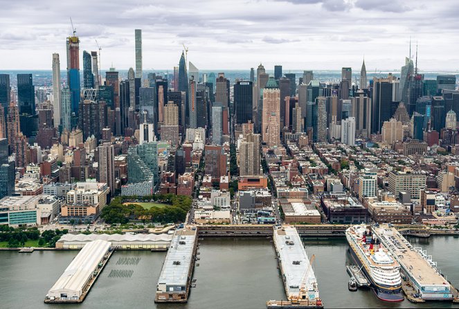 The Manhattan Helicopter Tour of New York - Tour Group Size and Fees