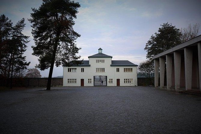 The Memorial Tour: Visit to Sachsenhausen Concentration Camp (Licensed Guide) - Visitor Experiences and Testimonials