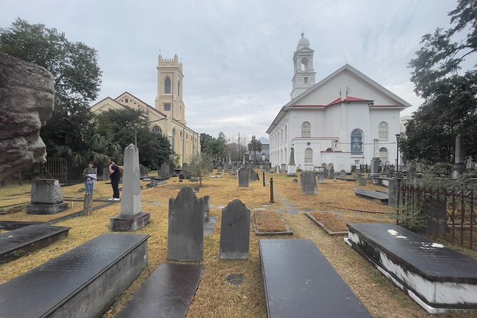 The Miracle Mile Sunday Morning Church Walking Tour - Embracing the Enlightenment Spirit of the Unitarian Church