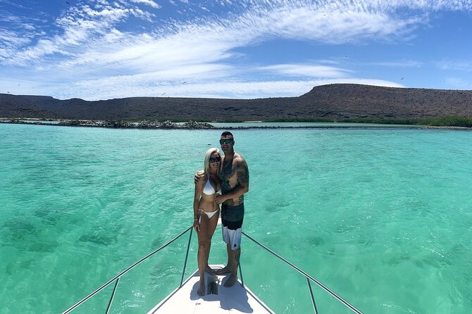 The Most Affordable Luxury Yacht in La Paz-Balandra/Isla Espiritu - Meeting Point and Activity Schedule