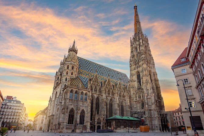 The Most Delicious Private Food Tour of Vienna: 6 or 10 Tastings - Food Tastings and Sightseeing