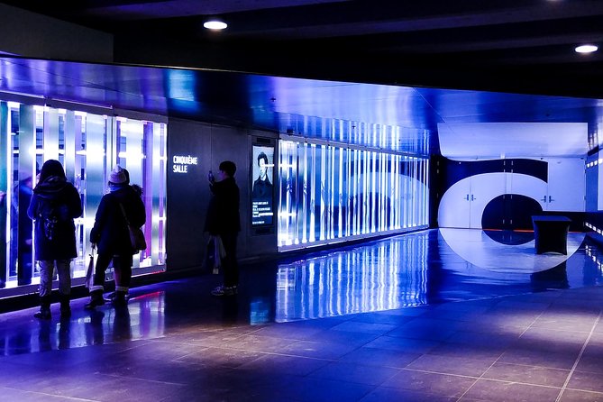 The MTL Detours Montreal Underground City + Downtown Tour - Personalized Tour Experience