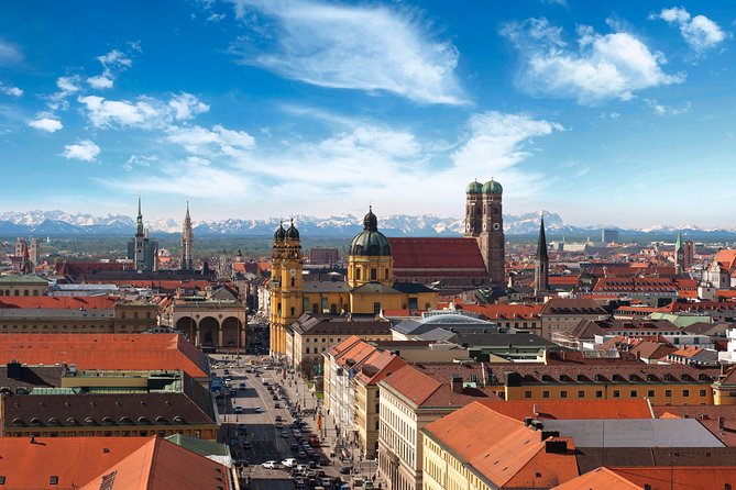 The Munich Old Town Tour - About the Guide