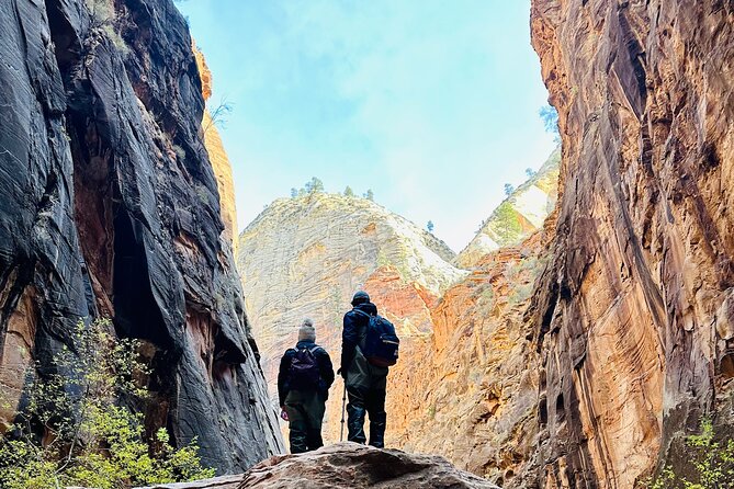 The Narrows: Zion National Park Private Guided Hike - Charcuterie Board Picnic