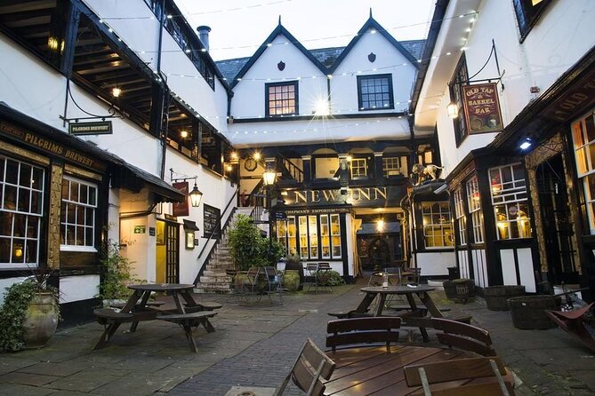 The New Inn Ghost Tour - Exploring Newents Ancient Architecture