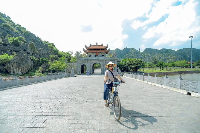 The Ninh Binh E-Bike Experience From Ninh Binh Hotels - Local Cuisine and Lunch