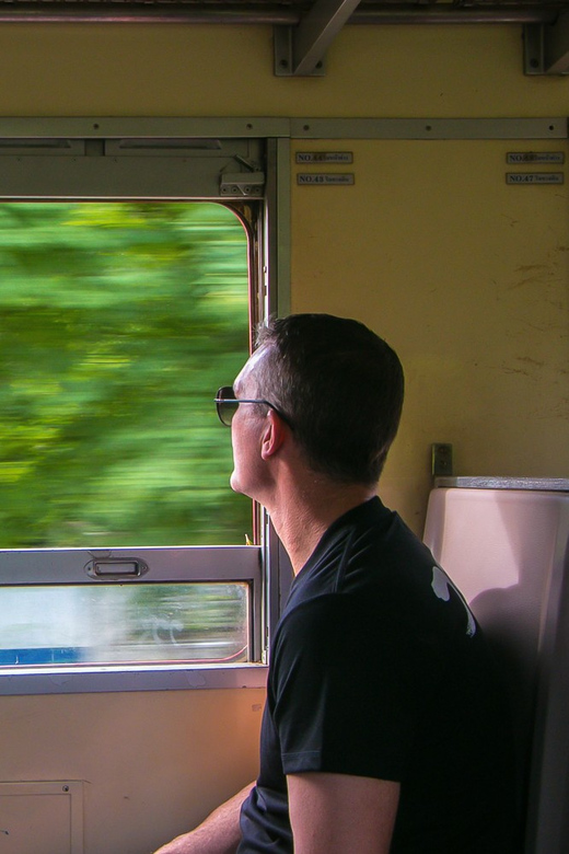 The Old Siam: Damnoen Saduak and Maeklong Railway Market - Key Points