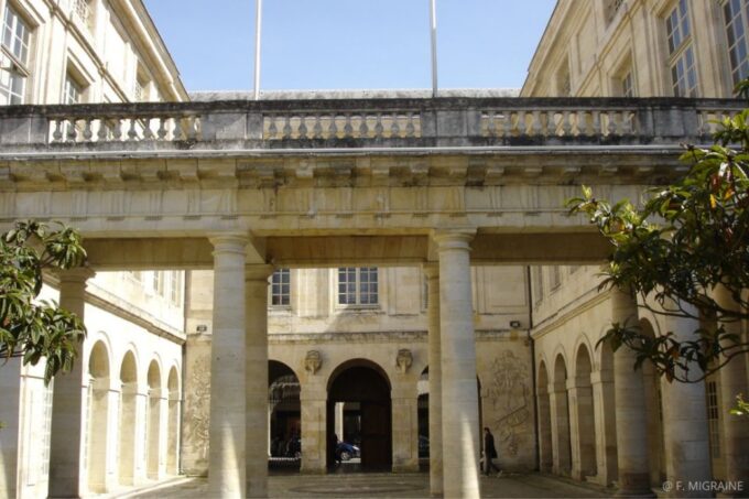 The Opulence of La Rochelle Merchants in the 18th Century - Frequently Asked Questions