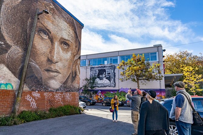 The Original Montreal Mural Arts Tour by Spade & Palacio - Meeting and Pickup Details