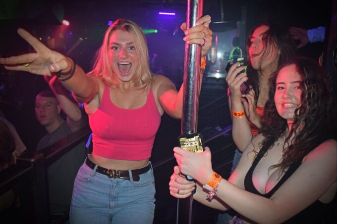 The Original Shoreditch Pub Crawl London - Discovering Londons Best Bars