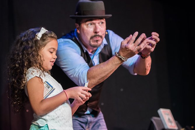 The Outta Control Magic Comedy Dinner Show in Orlando - Logistics