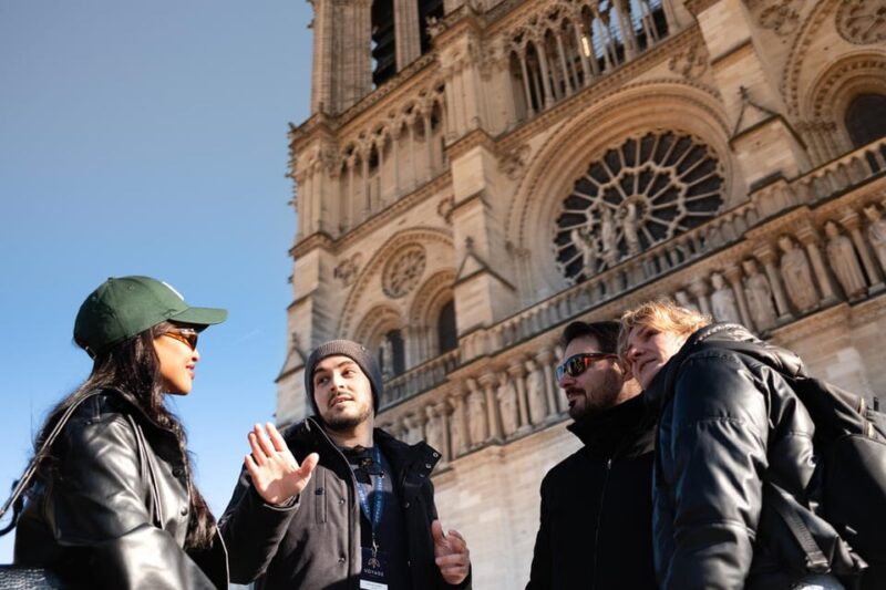 The Paris Experience: Montmartre, Île De La Cité & Louvre - Panoramic Views From Sacré-CœUr