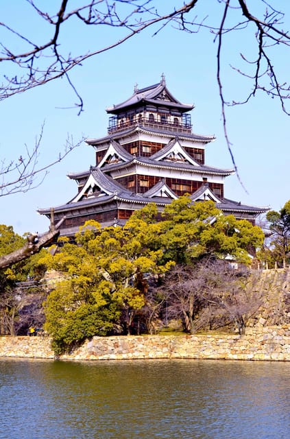 The Peace Memorial and Beyond: a Half-Day Around Hiroshima - Discovering the Hiroshima Castle