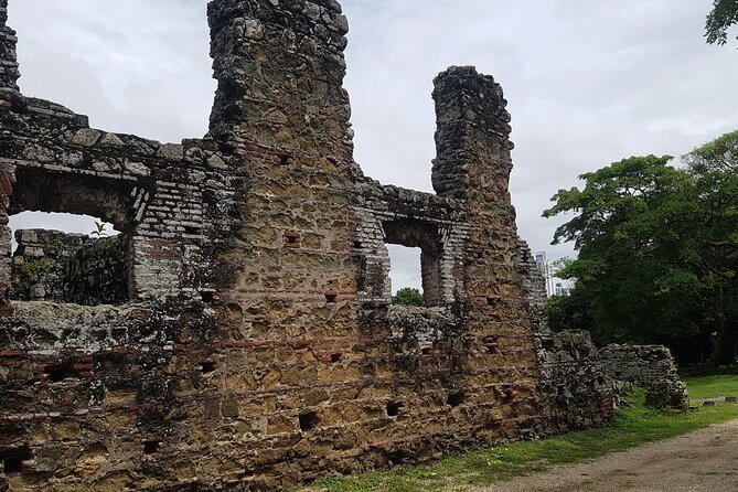 The Pearl of the Pacific & The Walled City Walking Tour - Exploring Panama Citys Historical Gems