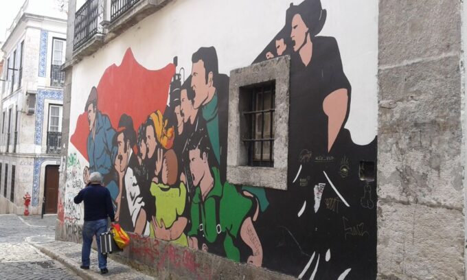 The Real Lisbon Street Art Tour by Minivan - Transportation Amenities