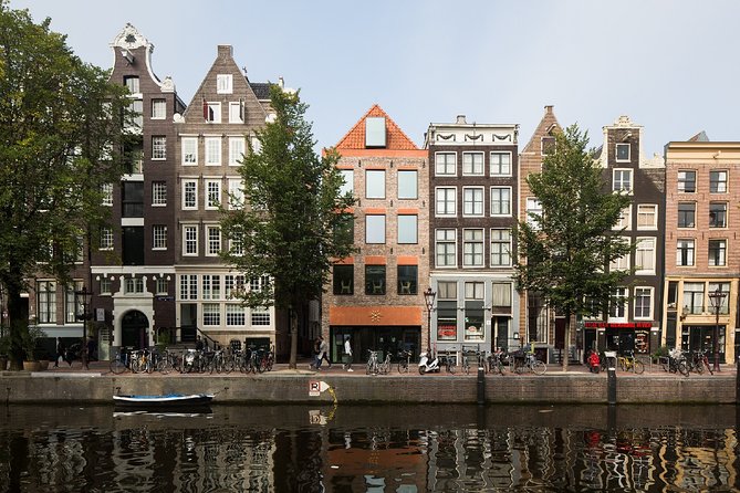 The Red Light District Self-Guided Virtual Experience: the Highlights - Equipment and Requirements