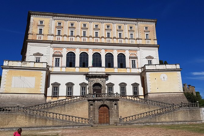 The Renaissance Gardens Tour: Palazzo Farnese and More - Admiring Villa Lante