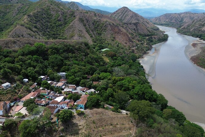 The River House Experience & Santa Fé De Antioquia (2 Days Tour) - Highlights of Day 1