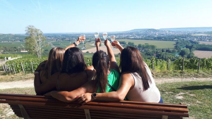 The Royal Connection: Day, Visit, Champagne and Terroir. - UNESCO Heritage and Terroir Discovery