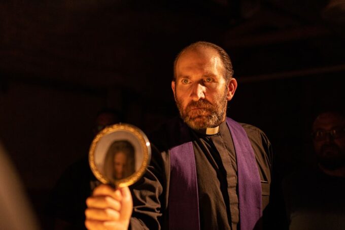 The Savannah Underground: An Immersive Ghost Hunt - Engaging Characters and Scenarios