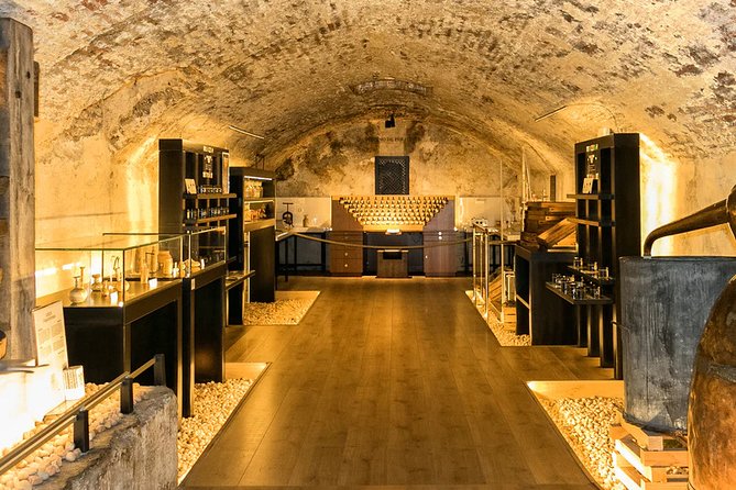 The Scents of Al-Andalus-Private Tour - Transportation and Accessibility