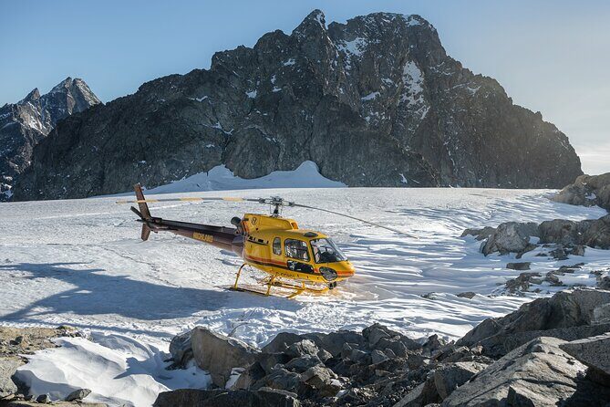 The Sea to Sky Helicopter Sightseeing Tour - Itinerary in Detail