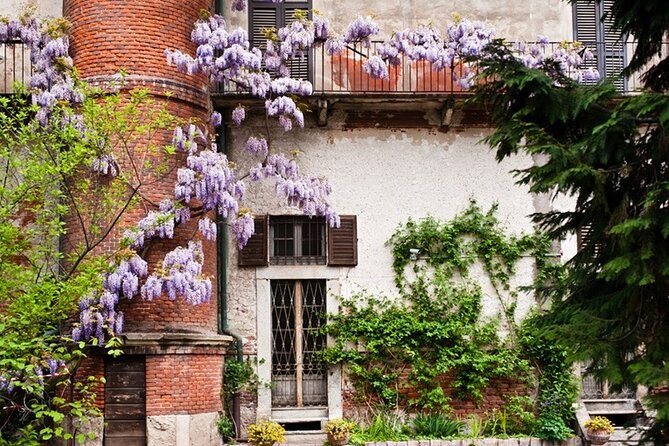 The Secrets of Brera Private Tour: the District & Pinacoteca Guided Tour - Viator Help Centre Inquiries