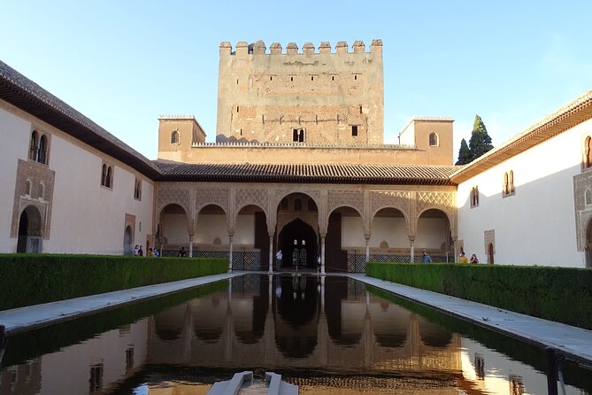 The Secrets of the Alhambra, Private Tour - Meander Through the Generalife Gardens