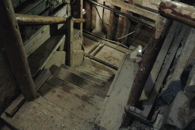 The Siege of Sarajevo Tour - Discovering Significant Historical Sites