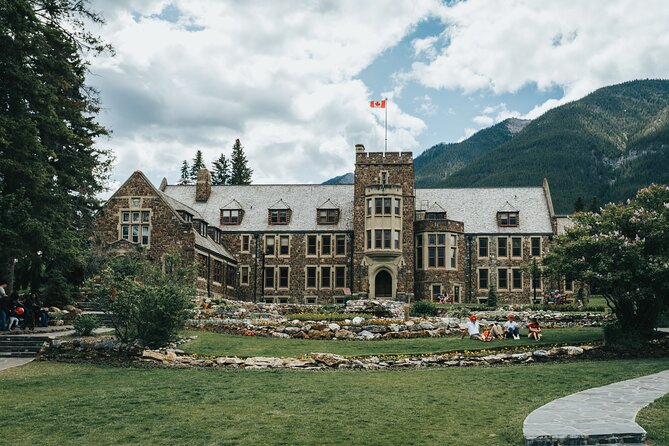 The Sights of Banff: a Smartphone Audio Walking Tour - Professional Tour Guide Experience