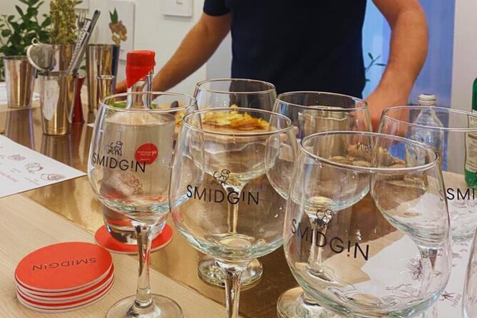 The Smidgin Experience - A Unique Gin & Cocktail Tasting Tour! - Accessibility Information