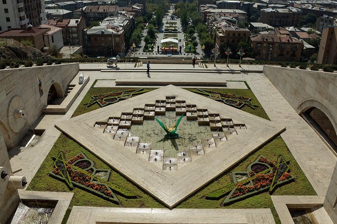 The Stalin Car Yerevan City Tour Armenia - Reviews and Ratings