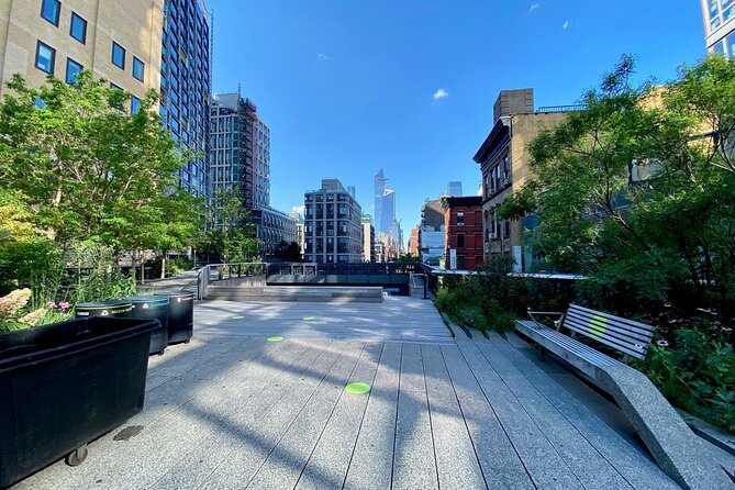 The Story of the High Line Elevated Park and Hudson Yards - Self-Guided Tour Details