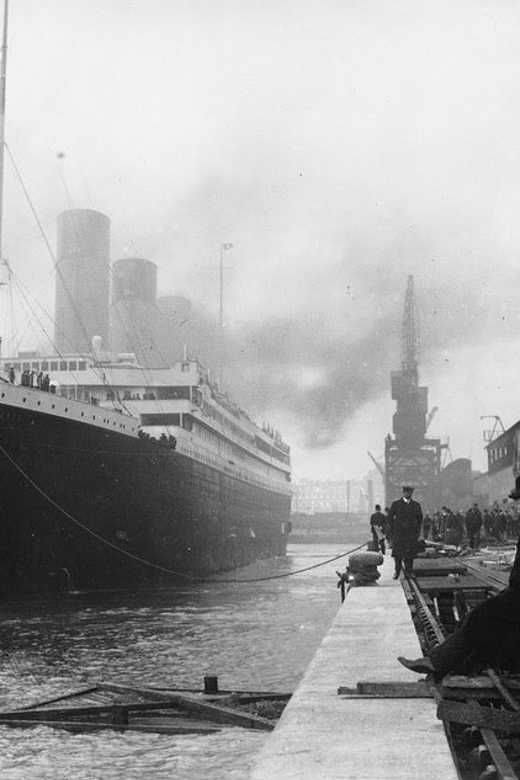 The Titanic Trail: 1-Hour Guided Walking Tour of Cobh - Guided Experience