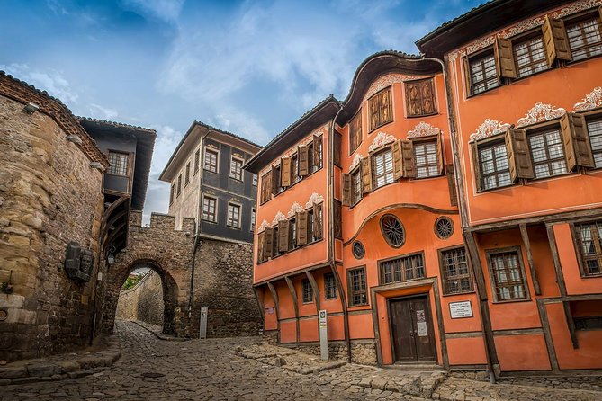 The Top 5 Cities in Bulgaria - Charming Veliko Tarnovo