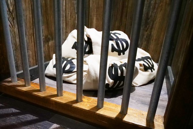 The Train Heist Adventure Escape Room - Themed Immersion