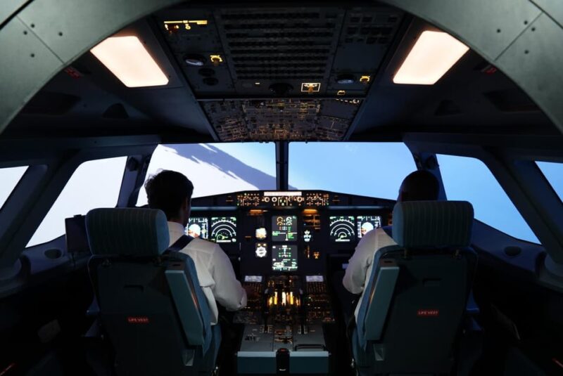 The Ultimate Airbus A320 Flight Simulator Experience - Participation and Accessibility