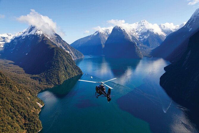 The Ultimate Milford Sound Experience by Helicopter From Queenstown - Gourmet Picnic at an Alpine Lake