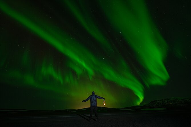 The Ultimate Northern Lights Tour With All Inclusive - Enhancing the Experience