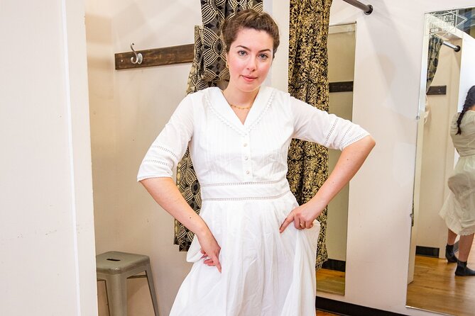 The Ultimate NYC Secondhand Shopping Experience - Styling Tips and Treasures