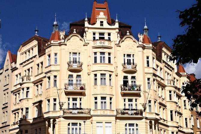 The Ultimate Prague History Tour - Customer Feedback and Reviews