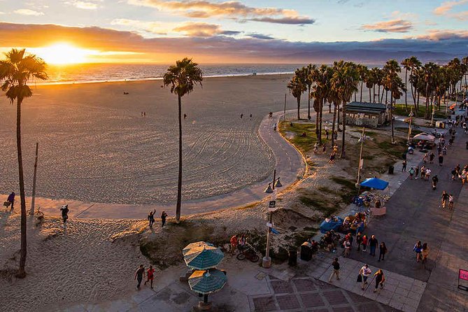 The Ultimate Venice Beach Experience - Discovering Muscle Beach
