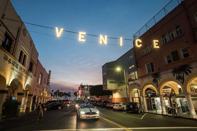 The Ultimate Venice Beach Experience - Appreciating the Artistic Legacy