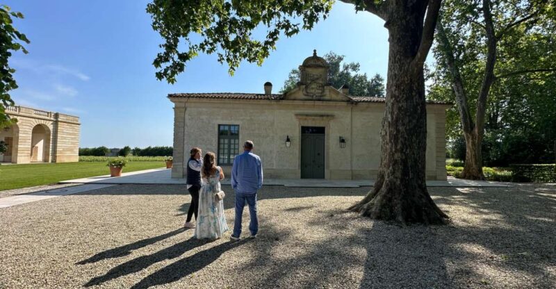 The Ultimate Wine Tour for 1855 Classified Chateaux - Gastronomic Lunch and Refreshments