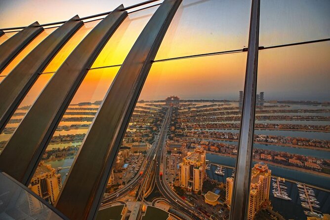 The View At The Palm Jumeirah In Dubai - Location and Rating