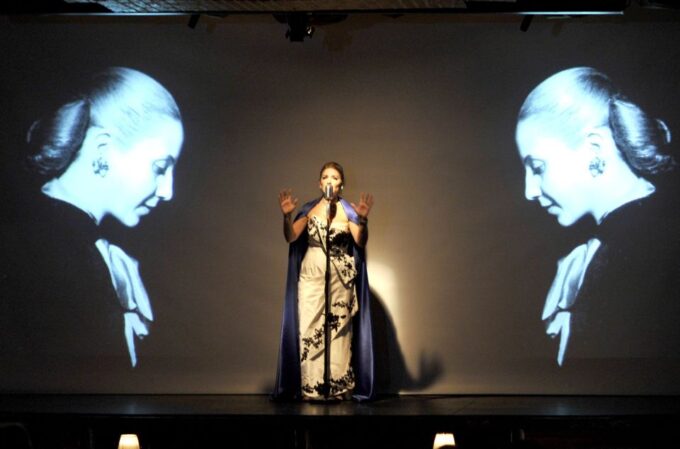 The VIP Window: Wine Tasting + Dinner + Show + Free Transfer - Accessibility and Groups