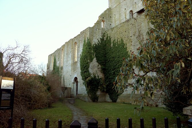 The Visby Witch Trials: A Self-Guided Audio Walking Tour Game - Navigating the Tour: Tips and Tricks