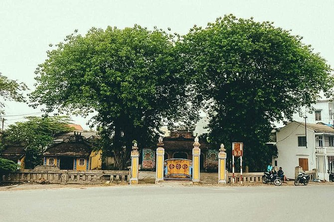The Wave of Tam Giang - Meeting and Pickup